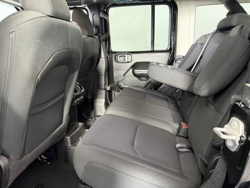 Certified 2023 Jeep Wrangler Unlimited image 24