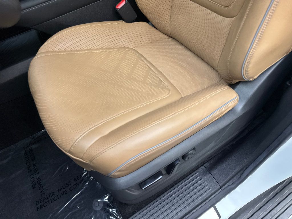 Used 2025 INFINITI QX80 Luxe AWD/4WD image 28