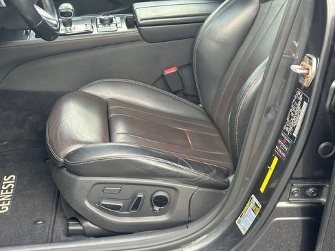 Used 2018 Genesis G80 3.3T Sport image 10