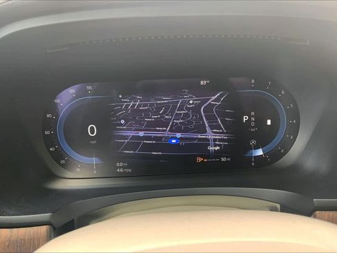 Used 2022 Volvo S90 B6 Inscription w/ Advanced Package image 18