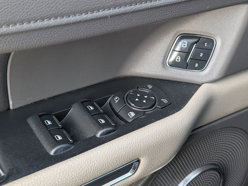 Used 2020 Ford Expedition XLT w/ Equipment Group 202A image 21