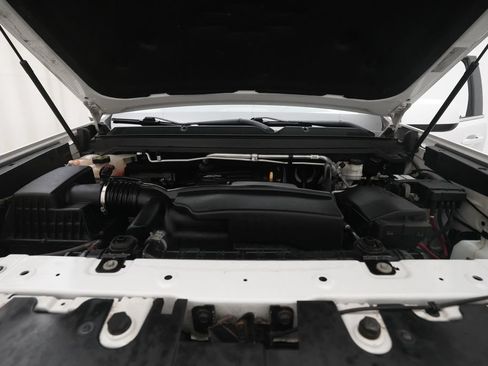 Used 2018 Chevrolet Colorado LT RWD image 3