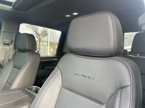 Used 2025 GMC Sierra 2500 Denali w/ Denali Reserve Package image 22
