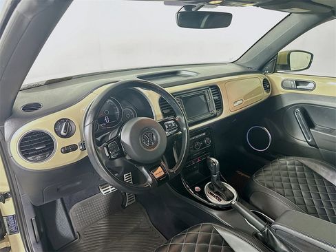 Used 2019 Volkswagen Beetle 2.0T SE image 28