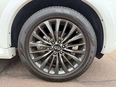 Certified 2024 INFINITI QX80 Premium Select w/ All-Season Package image 23