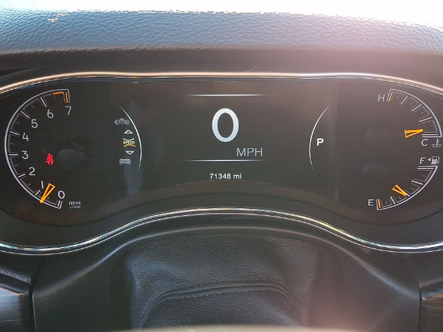 Used 2020 Jeep Grand Cherokee Altitude AWD/4WD image 21