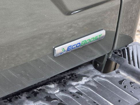 Used 2019 Ford F150 Lariat w/ Equipment Group 502A Luxury AWD/4WD image 51