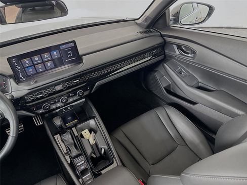 Certified 2025 Honda Accord Sport image 24