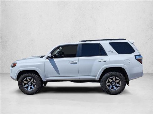 Used 2021 Toyota 4Runner TRD Off-Road Premium w/ Moonroof Package AWD/4WD image 9