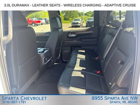 Used 2024 GMC Sierra 1500 Denali AWD/4WD image 31