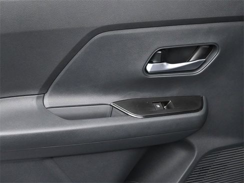 New 2026 Nissan Kicks SV image 26