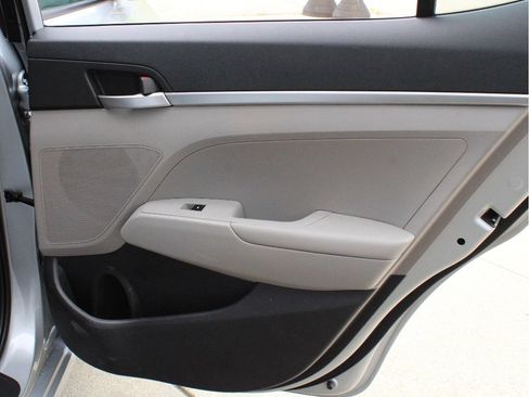 Used 2020 Hyundai Elantra SE w/ Cargo Package (C1) FWD image 27