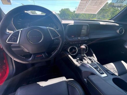 Used 2016 Chevrolet Camaro SS RWD image 16