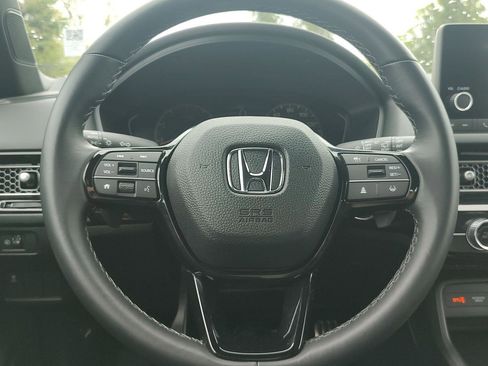 Used 2025 Honda Civic Sport image 14