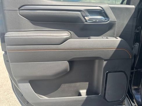 Used 2023 GMC Sierra 1500 AT4 w/ Technology Package AWD/4WD image 43