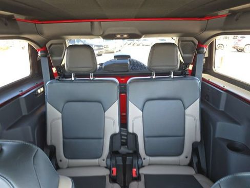 Used 2023 Ford Bronco Wildtrak AWD/4WD image 14