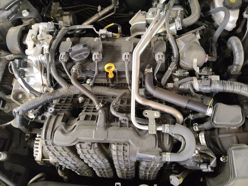 Used 2025 Nissan Altima 2.5 SV FWD image 30