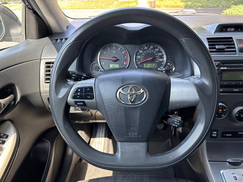 Used 2012 Toyota Corolla S FWD image 13