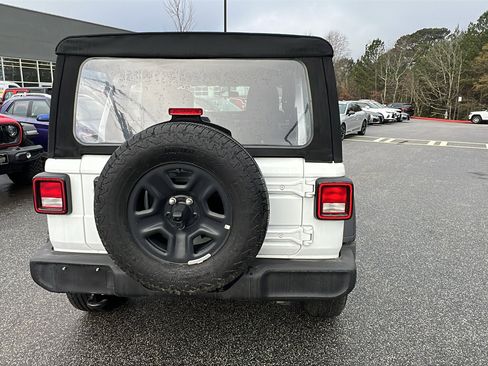 Used 2024 Jeep Wrangler Sport image 9