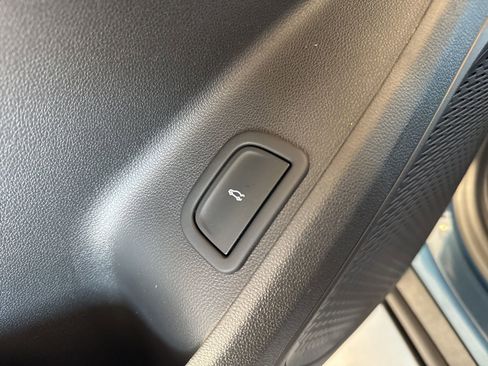 New 2026 Chevrolet Traverse Z71 w/ Driver Confidence Package image 21