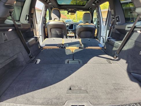 Used 2019 Volvo XC90 T6 Momentum w/ Advanced Package AWD/4WD image 8