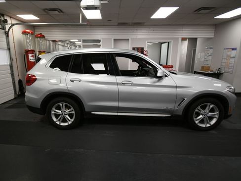 Used 2018 BMW X3 xDrive30i image 9