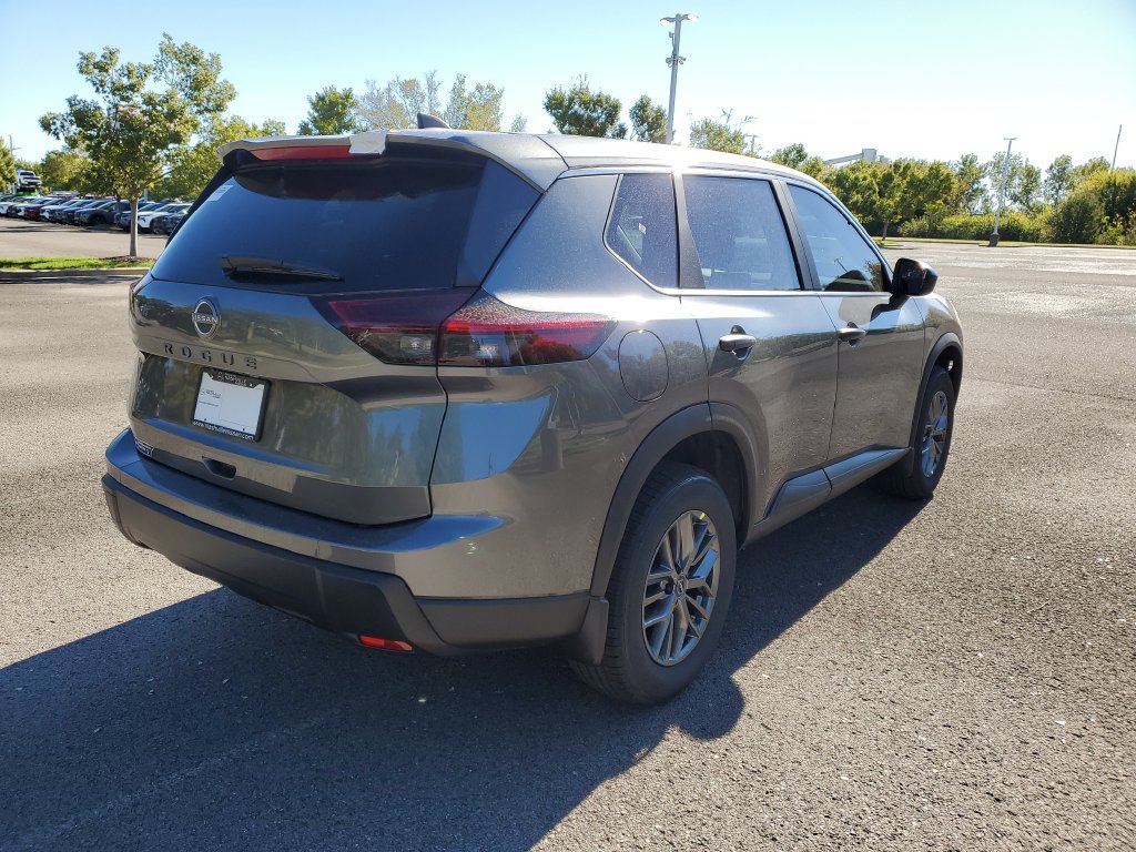 New 2027 Nissan Rogue S FWD image 4