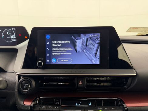 Used 2024 Toyota Prius Prime FWD image 13