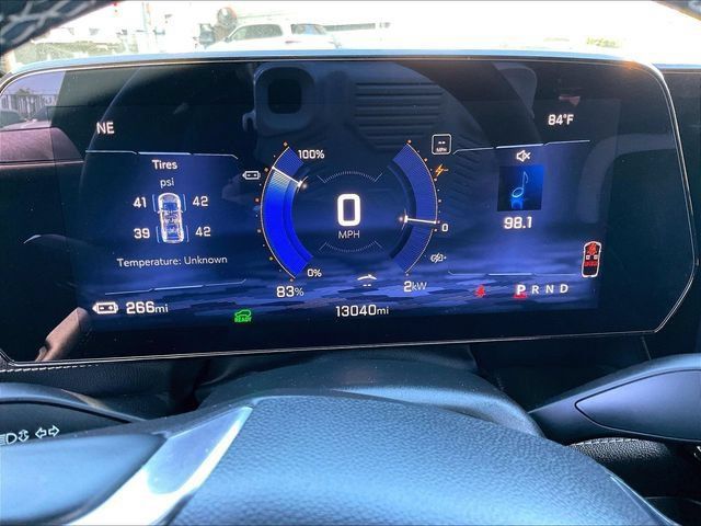 Certified 2024 Chevrolet Blazer EV LT AWD/4WD image 15