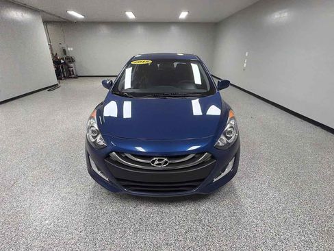 Used 2015 Hyundai Elantra GT FWD image 8