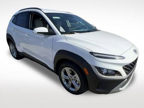 Used 2023 Hyundai Kona SEL image 2