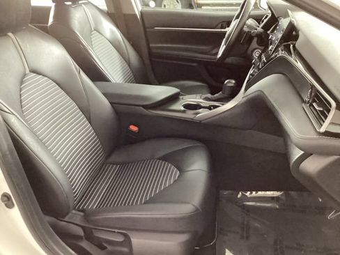 Used 2024 Toyota Camry SE FWD image 18