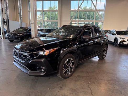 Used 2025 Subaru Crosstrek 2.5i Premium AWD/4WD image 6