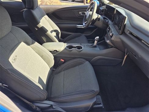 Used 2025 Ford Mustang Coupe image 14