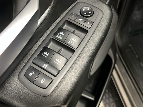 Used 2019 RAM 1500 Big Horn AWD/4WD image 20