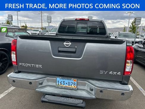 Used 2016 Nissan Frontier SV w/ SV Value Truck Package AWD/4WD image 6