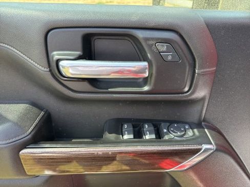 Used 2022 Chevrolet Silverado 3500 LT AWD/4WD image 9