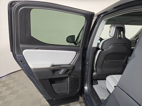 Used 2023 Rivian R1T Adventure AWD/4WD image 17