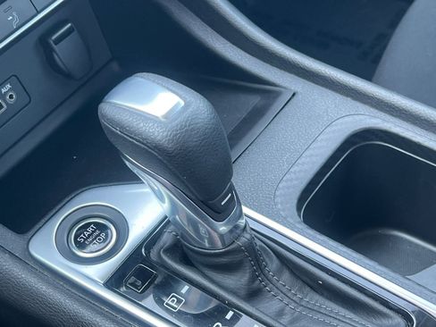 Used 2022 Nissan Sentra SV image 20