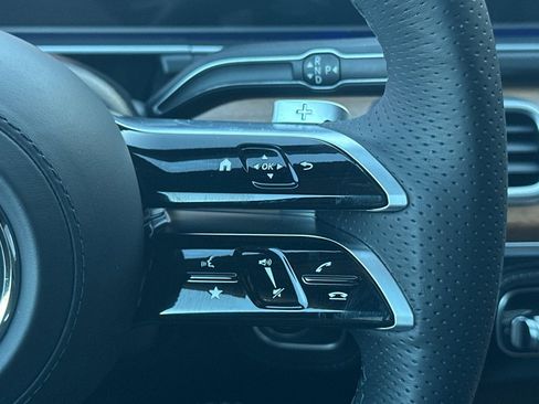 New 2025 Mercedes-Benz GLS 580 4MATIC image 27