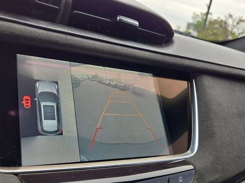 Used 2017 Cadillac XT5 Platinum AWD/4WD image 13