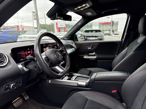 Certified 2025 Mercedes-Benz GLB 250 4MATIC image 7