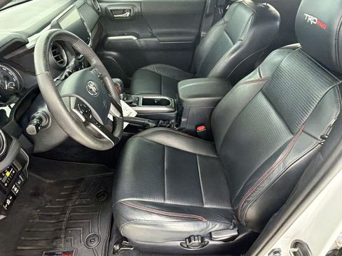 Used 2019 Toyota Tacoma TRD Pro w/ Desert Air Intake Package AWD/4WD image 5