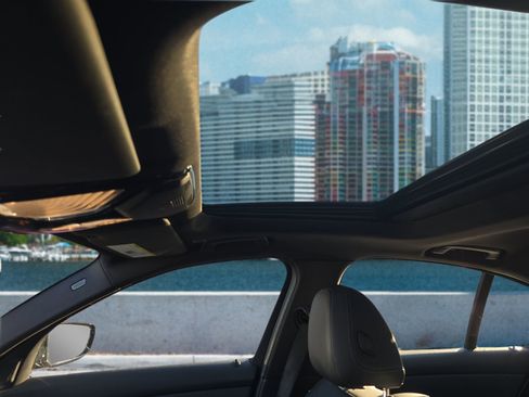 Used 2024 BMW 330i Sedan image 8