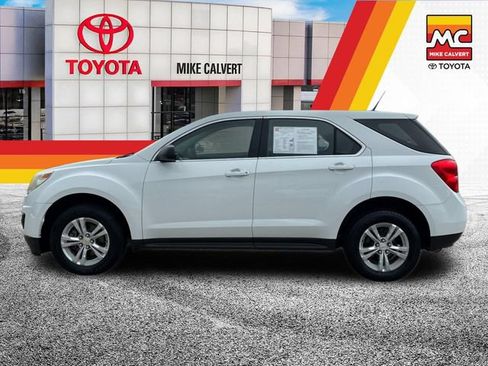 Used 2012 Chevrolet Equinox LS FWD image 2