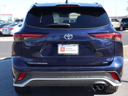 Certified 2024 Toyota Highlander XSE image 6