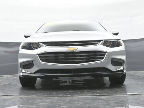 Used 2018 Chevrolet Malibu LT FWD image 37