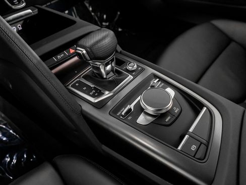 Used 2022 Audi R8 V10 performance image 34