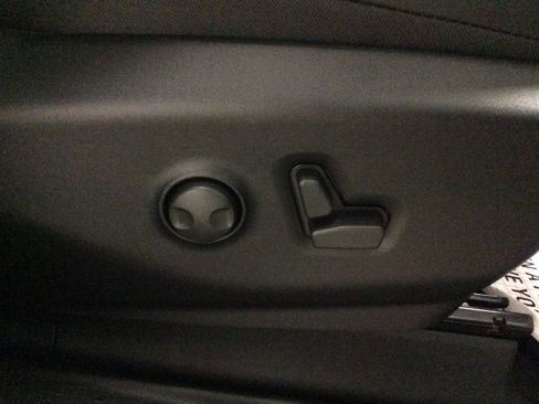 New 2026 Chrysler Pacifica Limited w/ S Appearance Package image 40