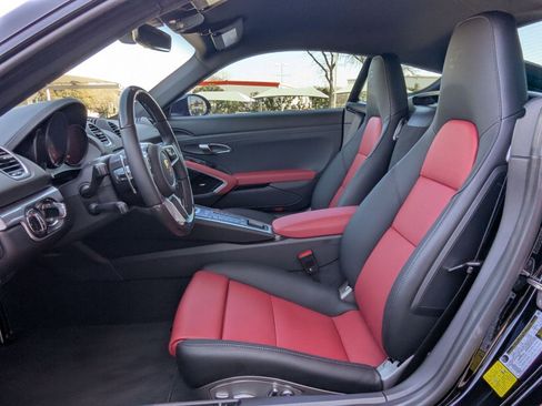 Certified 2025 Porsche 718 Cayman S image 5